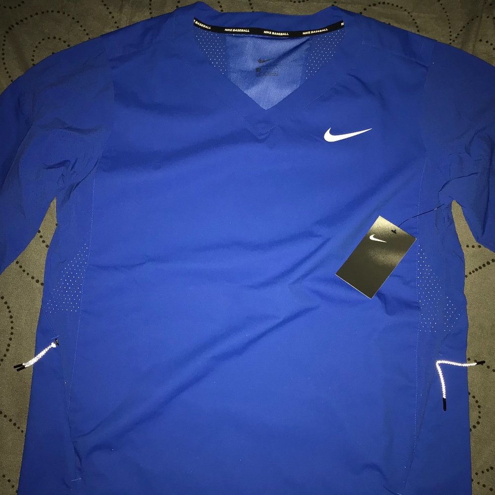 NIKE BASEBALL HOT TEAM JACKET NWT $85.00